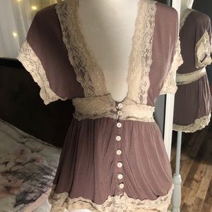 Cute Brown/Tan Casual Blouse